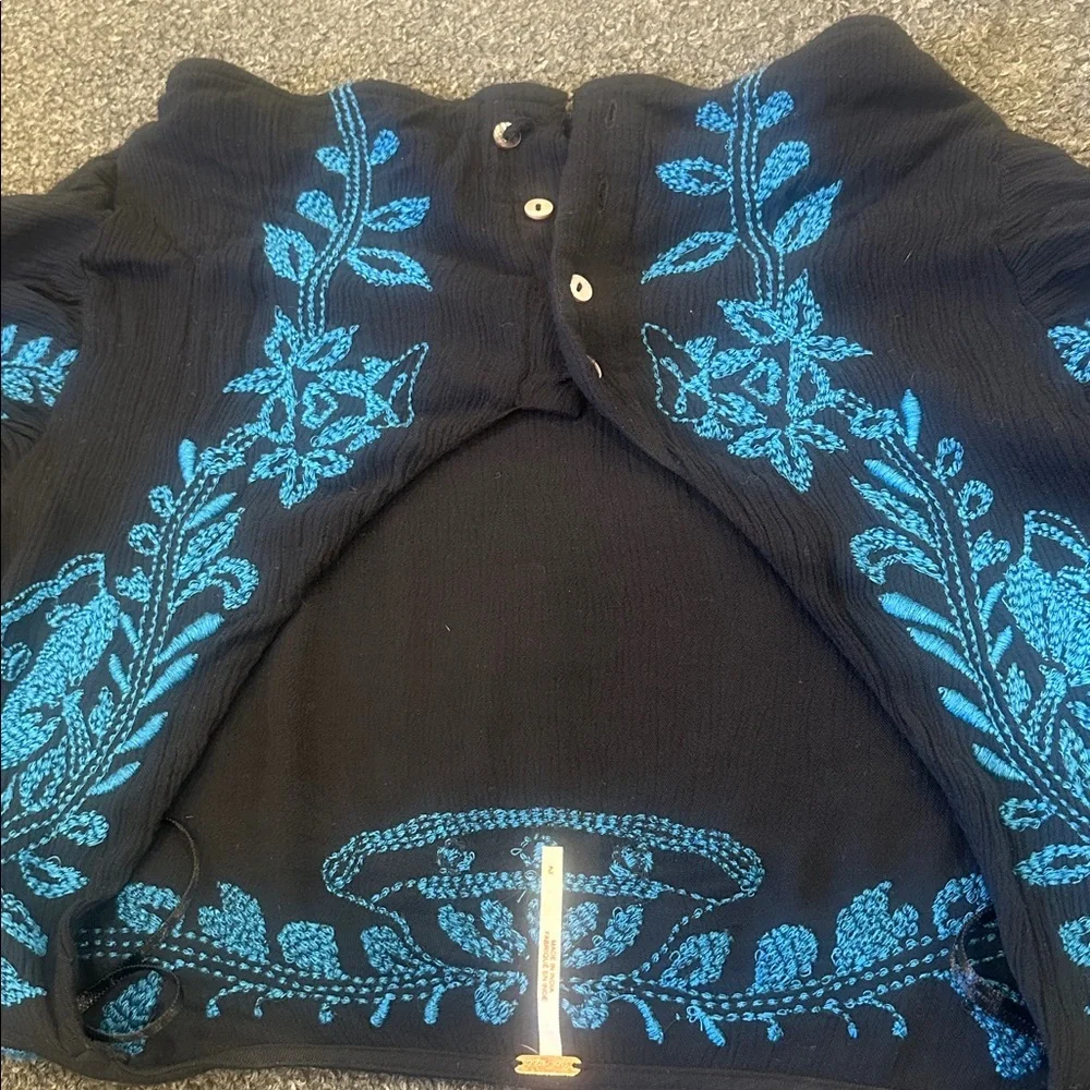 Free People Black Blue Gauze Embroidered Fairy Puff Sleeve Button Down Crop Top